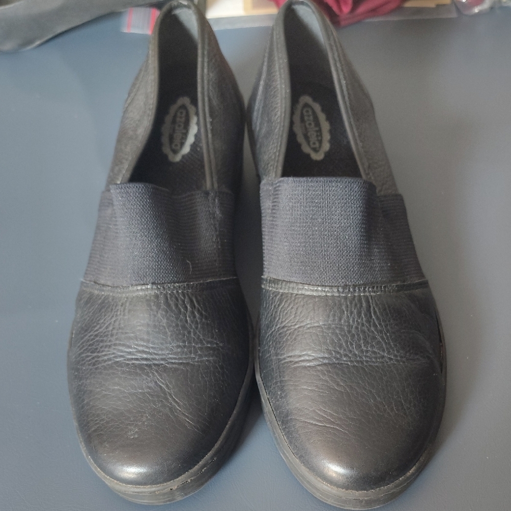 Vintage EUC Azaléia Black Slip-On Shoes 8